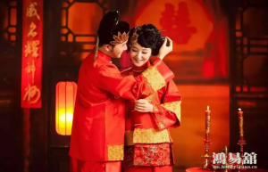 男女两个人缘分很深的表现，如何判断两人有没有情缘