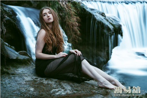 b型血女人的性格特点 B型血女生性格解析