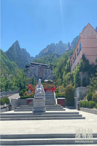 b型血女人的性格特点 B型血女生性格解析